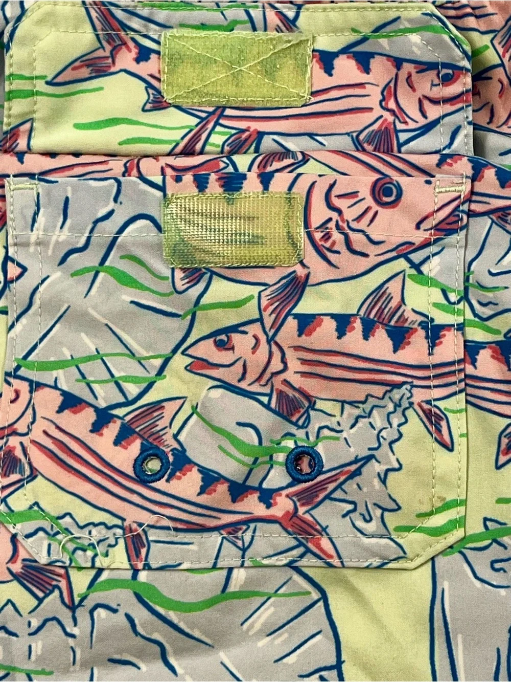 Vineyard Vines Boys Chappy Swim Trunks Size 7 - Fish Print
